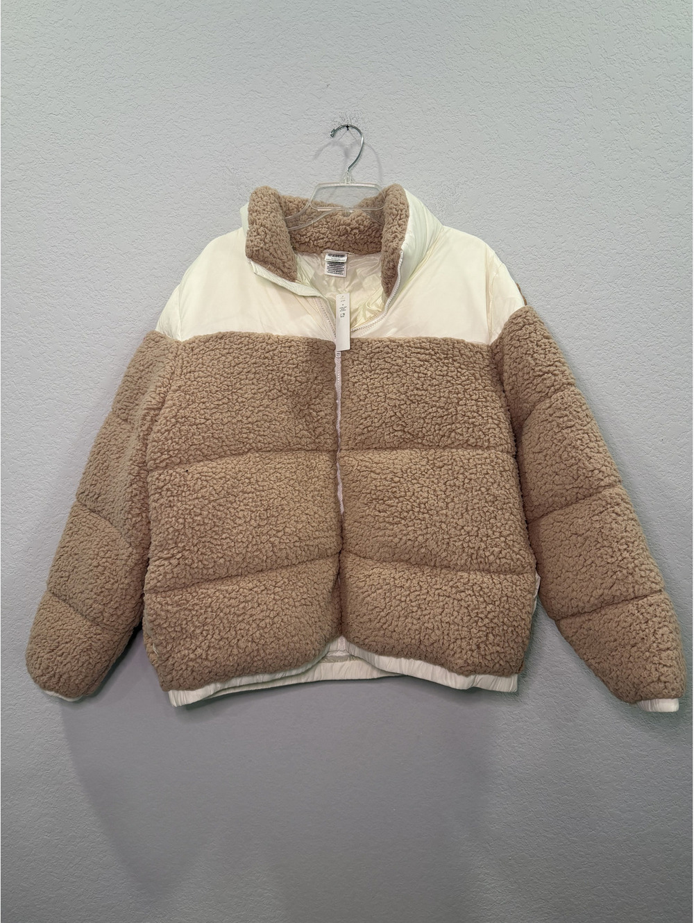 NEW Victoria Secret's PINK Branded Puffer Jacket - M